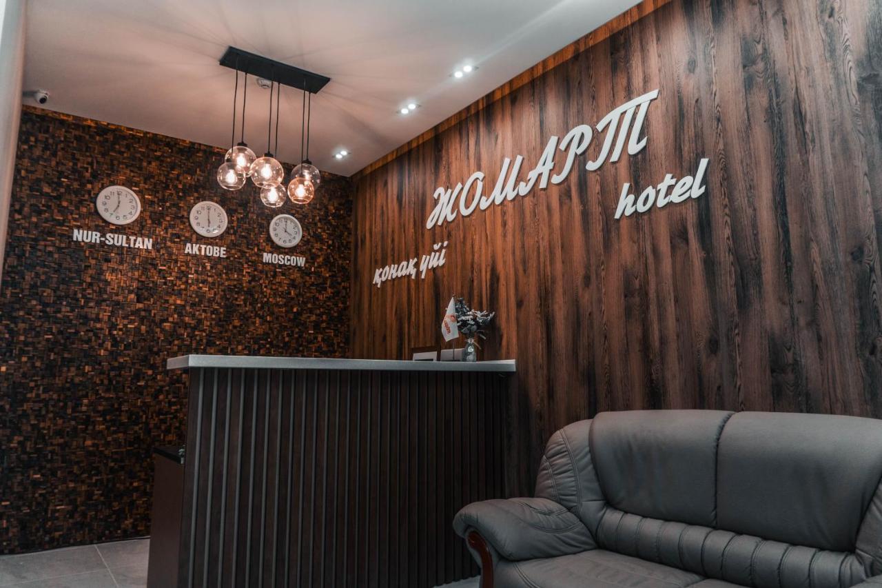 Жомарт Hotel Aqtöbe Luaran gambar
